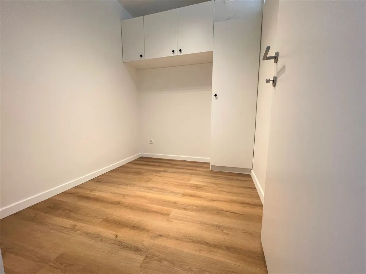 Appartement À Louer - 2100 DEURNE BE Image 8